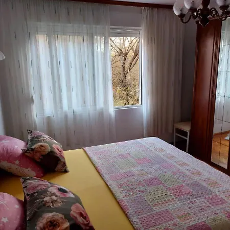 Split apartment