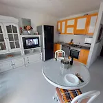 Apartment Split Apartment